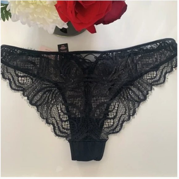 Victoria’s Secret black lace panties underwear size medium nwt - Picture 2 of 6